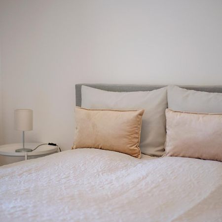 Bed and Breakfast Le Solaret Сет Экстерьер фото
